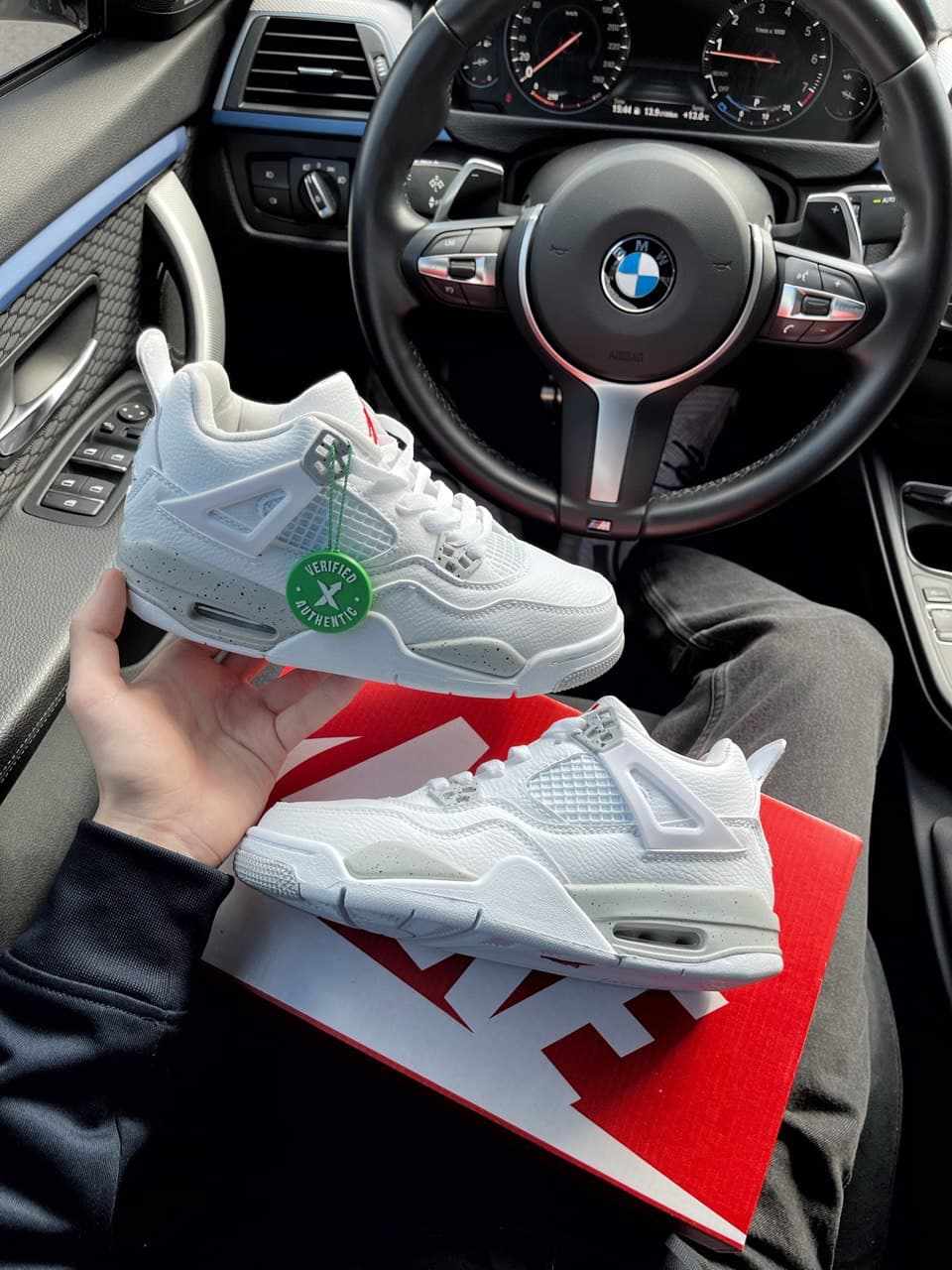 Кроссовки Nike Air Jordan 4 White Oreo 